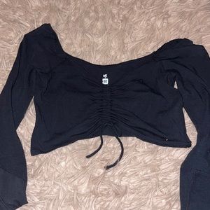 pacsun cropped long sleeve🖤